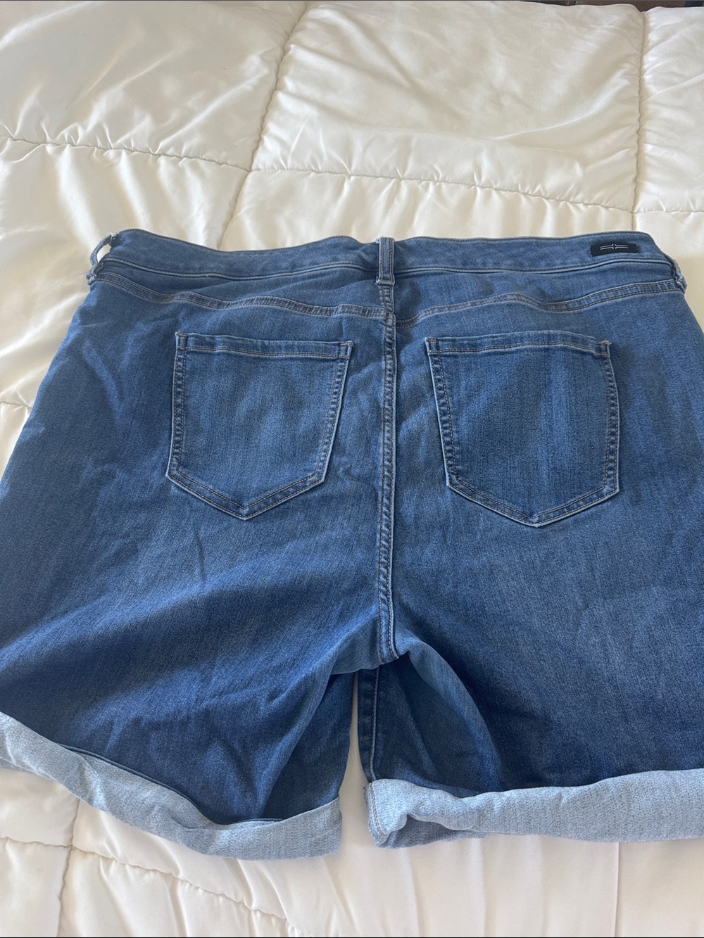 Liverpool Women’s Rolled-Hem Denim Shorts - Blue - Picture 4 of 4